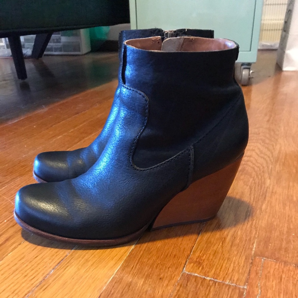 Black and Cognac Leather Kork-Ease Ankle Boots